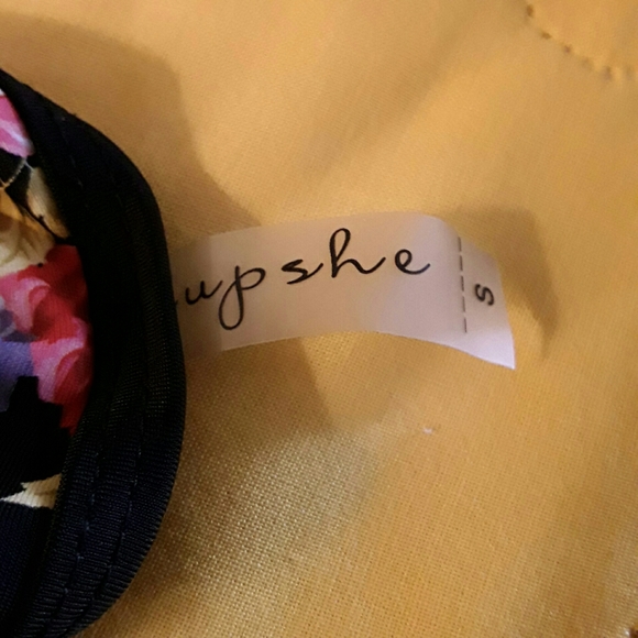 Cupshe Floral Swimsuit - Size Small - Picture 8 of 12